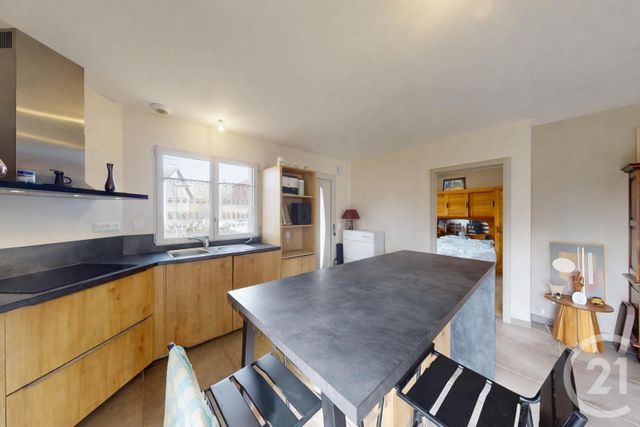 maison à louer - 5 pièces - 89.17 m2 - DOLE - 39 - FRANCHE-COMTE - Century 21 Avenir Immobilier
