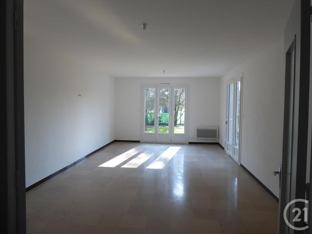 Appartement F5 à louer - 5 pièces - 118.51 m2 - MONT SOUS VAUDREY - 39 - FRANCHE-COMTE - Century 21 Avenir Immobilier