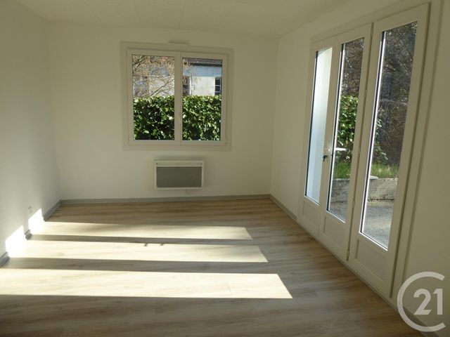 Appartement F5 à louer - 5 pièces - 118.51 m2 - MONT SOUS VAUDREY - 39 - FRANCHE-COMTE - Century 21 Avenir Immobilier