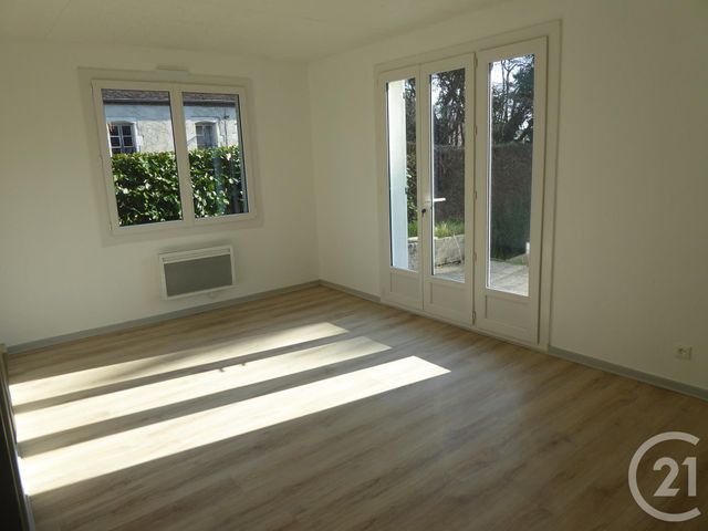 Appartement F5 à louer - 5 pièces - 118.51 m2 - MONT SOUS VAUDREY - 39 - FRANCHE-COMTE - Century 21 Avenir Immobilier