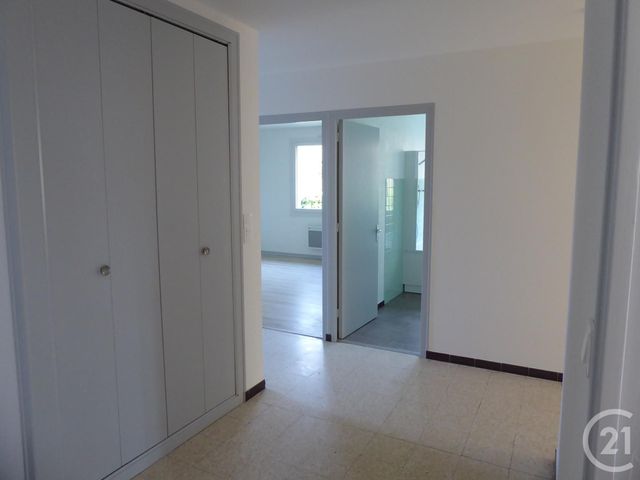 Appartement F5 à louer - 5 pièces - 118.51 m2 - MONT SOUS VAUDREY - 39 - FRANCHE-COMTE - Century 21 Avenir Immobilier