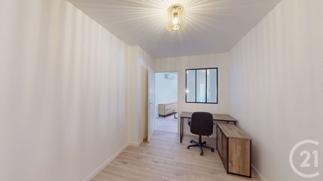 Appartement F3 à louer - 2 pièces - 55.0 m2 - DOLE - 39 - FRANCHE-COMTE - Century 21 Avenir Immobilier