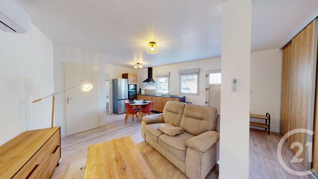 Appartement F3 à louer - 2 pièces - 55.0 m2 - DOLE - 39 - FRANCHE-COMTE - Century 21 Avenir Immobilier