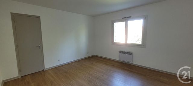 Appartement F2 à louer - 2 pièces - 81.0 m2 - MONT SOUS VAUDREY - 39 - FRANCHE-COMTE - Century 21 Avenir Immobilier