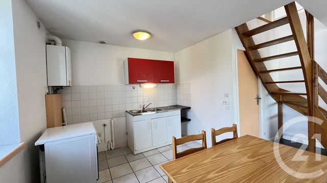 Appartement F2 bis à louer - 3 pièces - 34.9 m2 - DOLE - 39 - FRANCHE-COMTE - Century 21 Avenir Immobilier