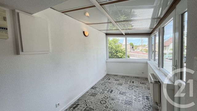 Appartement F2 bis à louer - 3 pièces - 34.9 m2 - DOLE - 39 - FRANCHE-COMTE - Century 21 Avenir Immobilier