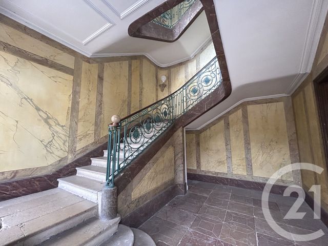 Appartement F2 à vendre - 2 pièces - 43.89 m2 - DOLE - 39 - FRANCHE-COMTE - Century 21 Avenir Immobilier