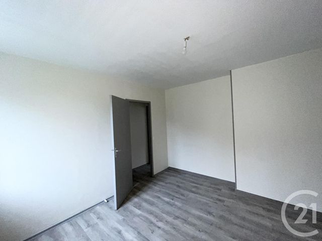 Appartement à louer - 3 pièces - 64.0 m2 - MONT SOUS VAUDREY - 39 - FRANCHE-COMTE - Century 21 Avenir Immobilier