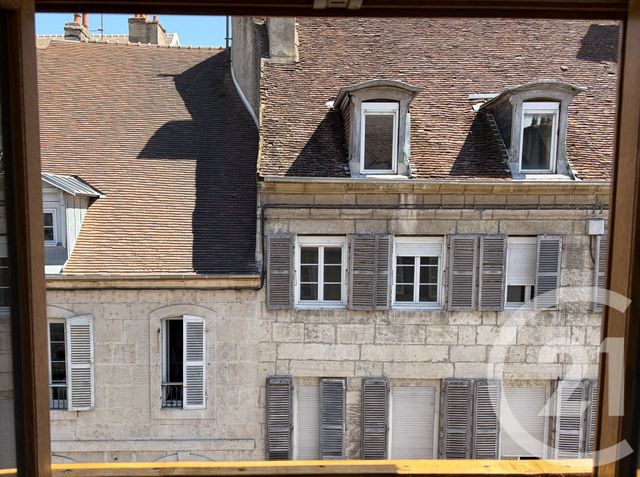 Appartement F3 à louer - 3 pièces - 79.0 m2 - DOLE - 39 - FRANCHE-COMTE - Century 21 Avenir Immobilier