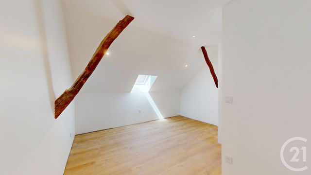 Appartement F3 à louer - 3 pièces - 79.0 m2 - DOLE - 39 - FRANCHE-COMTE - Century 21 Avenir Immobilier