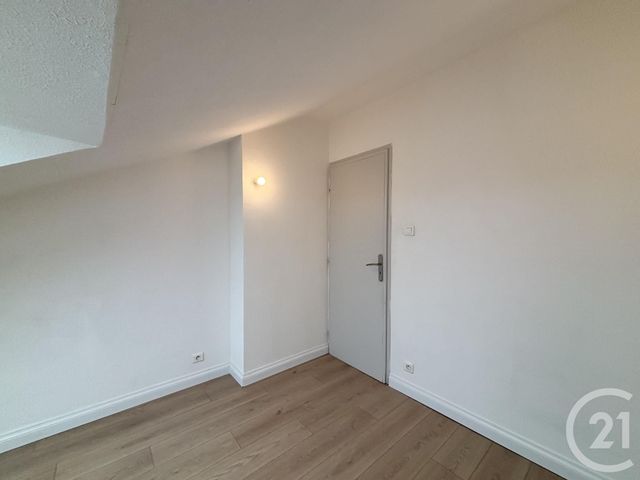 Appartement à louer - 2 pièces - 27.75 m2 - DOLE - 39 - FRANCHE-COMTE - Century 21 Avenir Immobilier