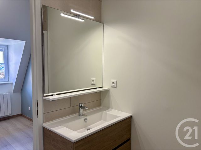 Appartement F1 à louer - 1 pièce - 18.4 m2 - DOLE - 39 - FRANCHE-COMTE - Century 21 Avenir Immobilier