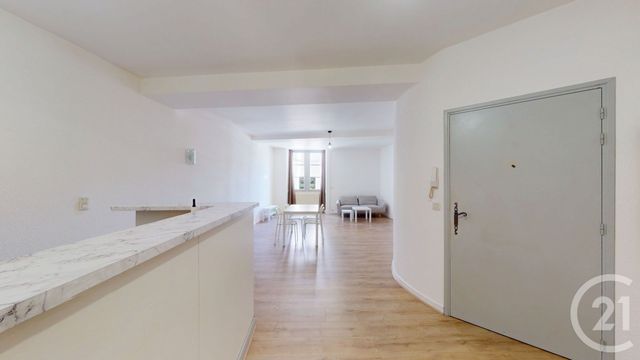 Appartement F2 à louer - 2 pièces - 66.0 m2 - DOLE - 39 - FRANCHE-COMTE - Century 21 Avenir Immobilier