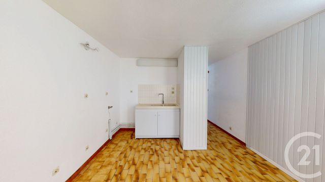 Appartement F3 à louer - 3 pièces - 50.0 m2 - DOLE - 39 - FRANCHE-COMTE - Century 21 Avenir Immobilier