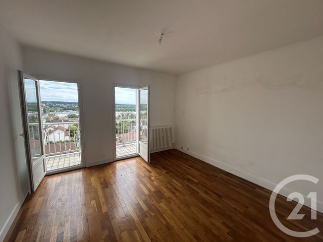 Appartement T4 à vendre - 4 pièces - 76.39 m2 - DOLE - 39 - FRANCHE-COMTE - Century 21 Avenir Immobilier