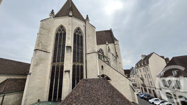 Appartement F5 à louer - 5 pièces - 78.43 m2 - DOLE - 39 - FRANCHE-COMTE - Century 21 Avenir Immobilier