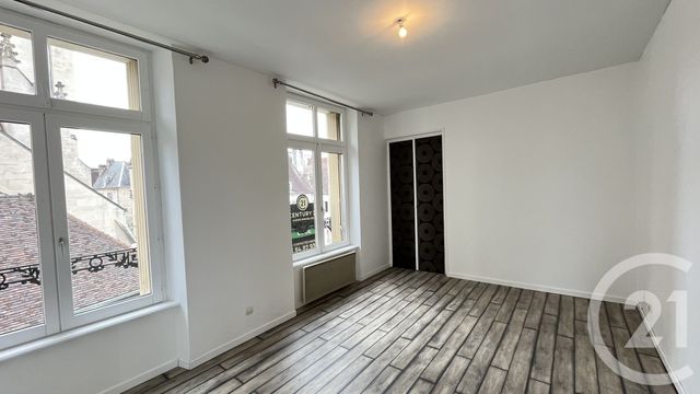 Appartement F5 à louer - 5 pièces - 78.43 m2 - DOLE - 39 - FRANCHE-COMTE - Century 21 Avenir Immobilier