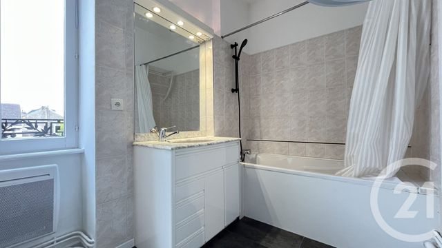 Appartement F5 à louer - 5 pièces - 78.43 m2 - DOLE - 39 - FRANCHE-COMTE - Century 21 Avenir Immobilier