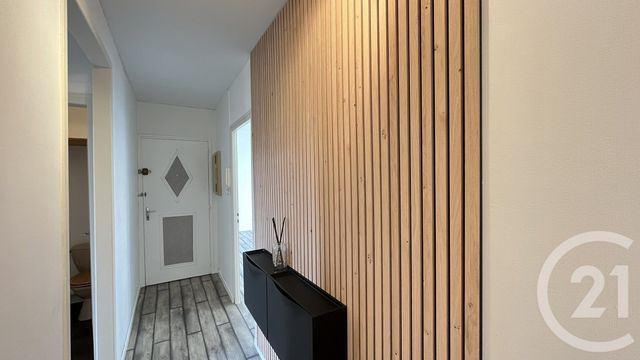 Appartement F5 à louer - 5 pièces - 78.43 m2 - DOLE - 39 - FRANCHE-COMTE - Century 21 Avenir Immobilier