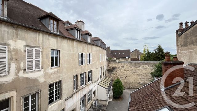 Appartement F5 à louer - 5 pièces - 78.43 m2 - DOLE - 39 - FRANCHE-COMTE - Century 21 Avenir Immobilier