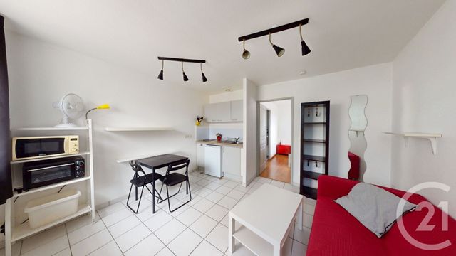 Appartement T2 à vendre - 2 pièces - 27.0 m2 - DOLE - 39 - FRANCHE-COMTE - Century 21 Avenir Immobilier