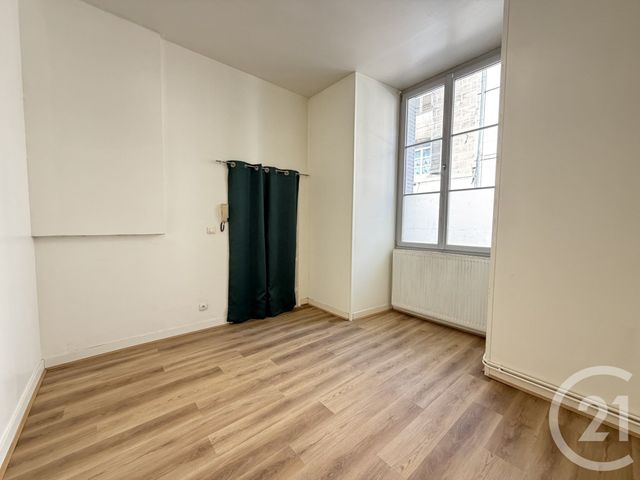 Appartement à louer - 3 pièces - 86.17 m2 - DOLE - 39 - FRANCHE-COMTE - Century 21 Avenir Immobilier