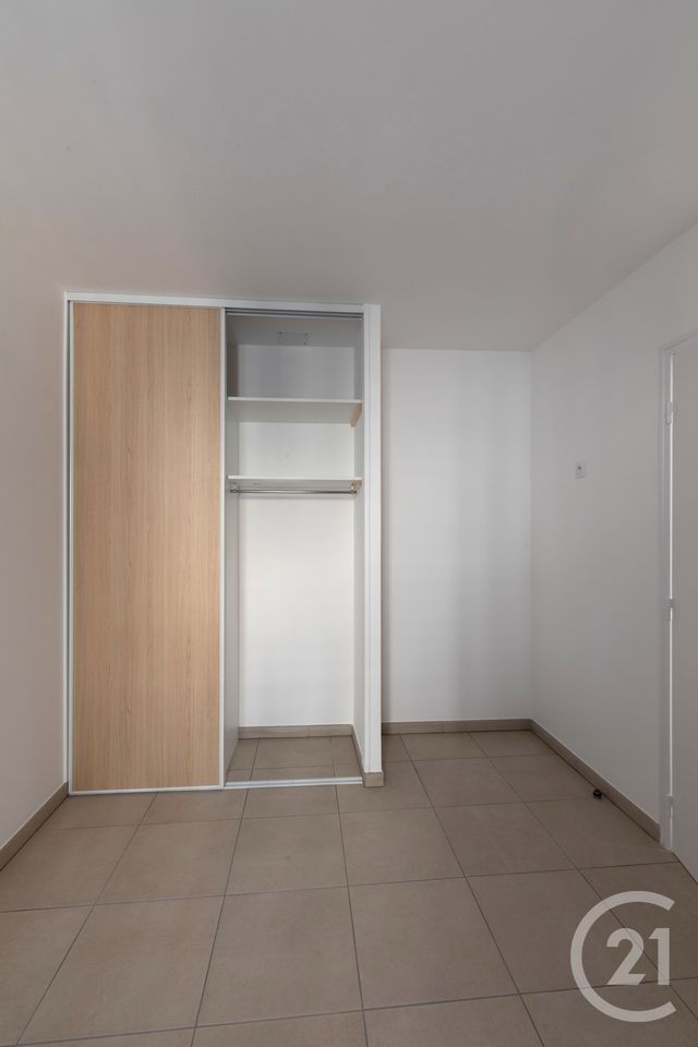Appartement F2 à louer - 2 pièces - 44.23 m2 - DOLE - 39 - FRANCHE-COMTE - Century 21 Avenir Immobilier