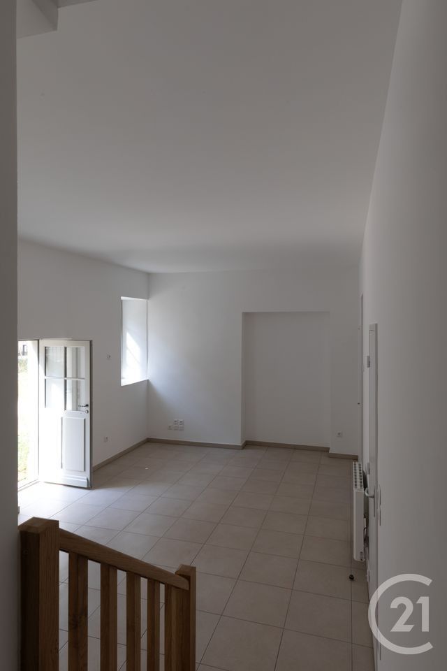 Appartement F2 à louer - 2 pièces - 44.23 m2 - DOLE - 39 - FRANCHE-COMTE - Century 21 Avenir Immobilier