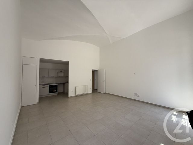 Appartement à louer - 2 pièces - 60.27 m2 - DOLE - 39 - FRANCHE-COMTE - Century 21 Avenir Immobilier