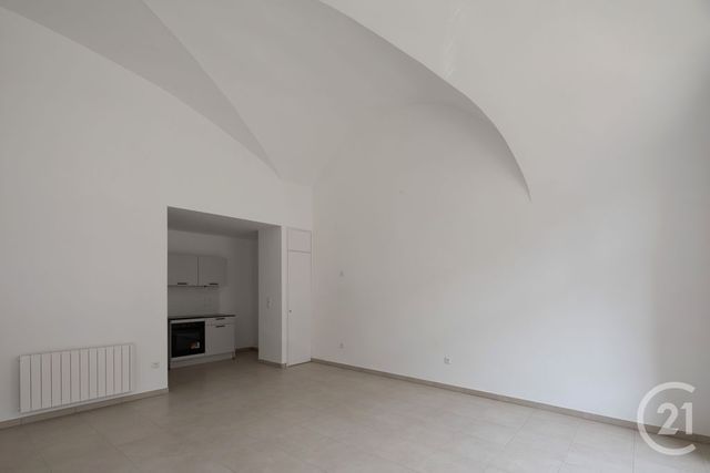 Appartement F2 à louer - 2 pièces - 61.43 m2 - DOLE - 39 - FRANCHE-COMTE - Century 21 Avenir Immobilier