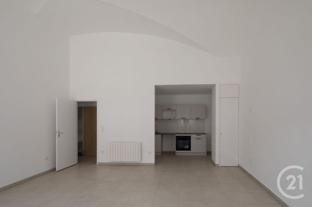 Appartement F2 à louer - 2 pièces - 61.43 m2 - DOLE - 39 - FRANCHE-COMTE - Century 21 Avenir Immobilier