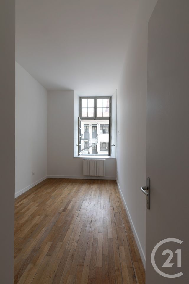 Appartement F2 à louer - 2 pièces - 45.89 m2 - DOLE - 39 - FRANCHE-COMTE - Century 21 Avenir Immobilier