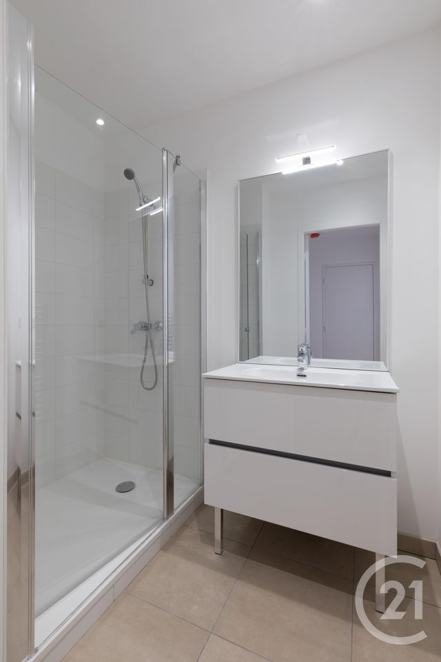Appartement F2 à louer - 2 pièces - 45.89 m2 - DOLE - 39 - FRANCHE-COMTE - Century 21 Avenir Immobilier
