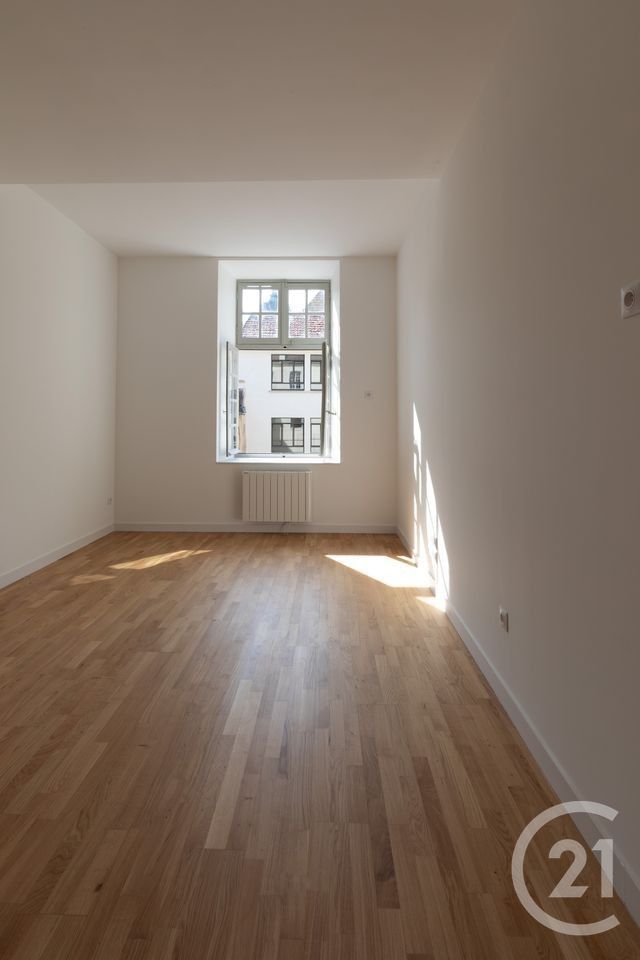 Appartement F2 à louer - 2 pièces - 45.45 m2 - DOLE - 39 - FRANCHE-COMTE - Century 21 Avenir Immobilier