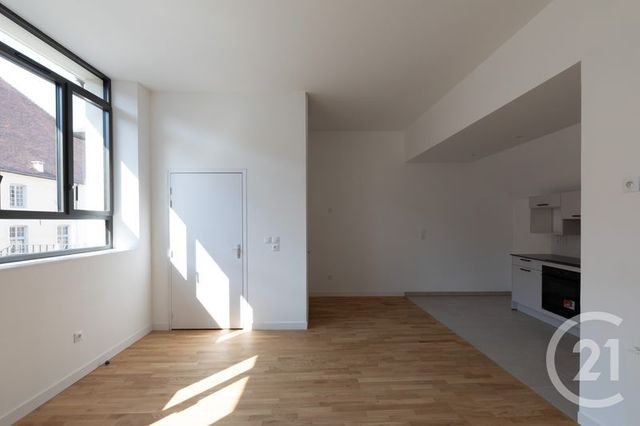 Appartement F2 à louer - 2 pièces - 50.1 m2 - DOLE - 39 - FRANCHE-COMTE - Century 21 Avenir Immobilier