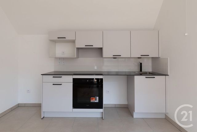 Appartement F2 à louer - 2 pièces - 50.1 m2 - DOLE - 39 - FRANCHE-COMTE - Century 21 Avenir Immobilier