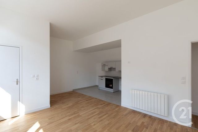 Appartement F2 à louer - 2 pièces - 50.1 m2 - DOLE - 39 - FRANCHE-COMTE - Century 21 Avenir Immobilier