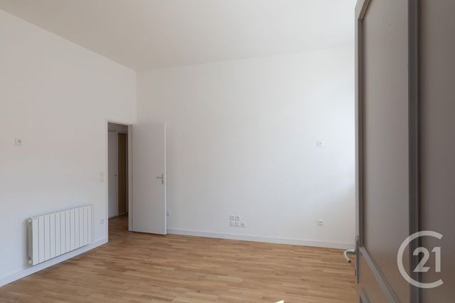 Appartement F2 à louer - 2 pièces - 50.1 m2 - DOLE - 39 - FRANCHE-COMTE - Century 21 Avenir Immobilier