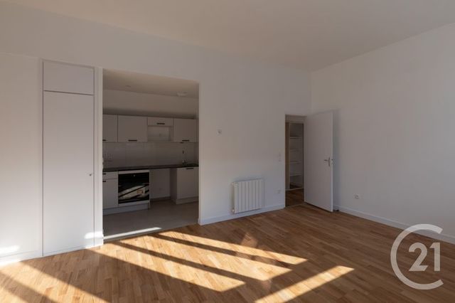 Appartement F2 à louer - 2 pièces - 44.31 m2 - DOLE - 39 - FRANCHE-COMTE - Century 21 Avenir Immobilier