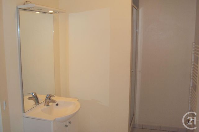 Appartement F2 à louer - 2 pièces - 47.0 m2 - DOLE - 39 - FRANCHE-COMTE - Century 21 Avenir Immobilier