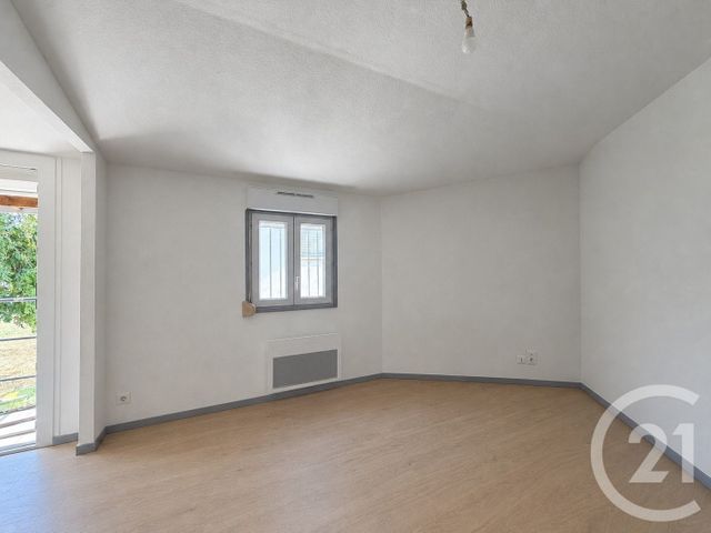 Appartement Studio à louer - 1 pièce - 24.02 m2 - DOLE - 39 - FRANCHE-COMTE - Century 21 Avenir Immobilier
