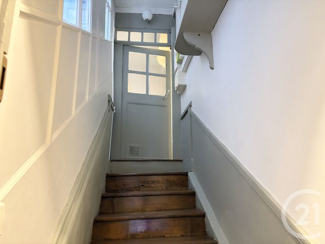 Appartement F1 à louer - 1 pièce - 26.74 m2 - DOLE - 39 - FRANCHE-COMTE - Century 21 Avenir Immobilier