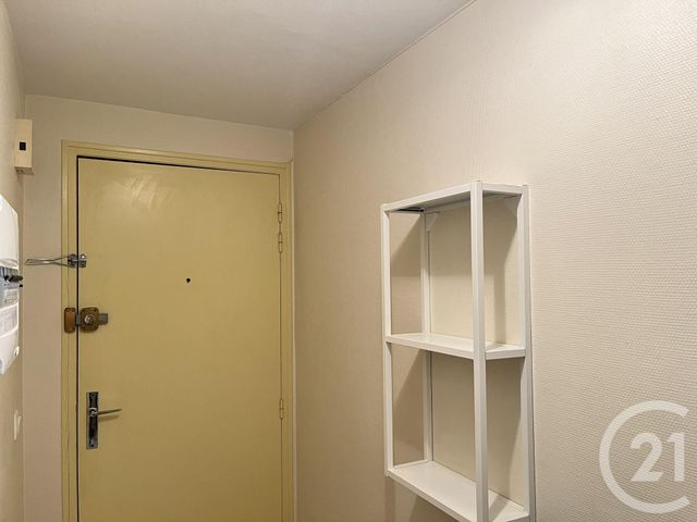 Appartement Studio à louer - 1 pièce - 22.36 m2 - DOLE - 39 - FRANCHE-COMTE - Century 21 Avenir Immobilier