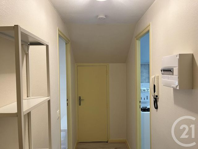 Appartement Studio à louer - 1 pièce - 22.36 m2 - DOLE - 39 - FRANCHE-COMTE - Century 21 Avenir Immobilier