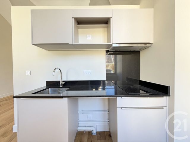Appartement F1 à louer - 1 pièce - 32.52 m2 - DOLE - 39 - FRANCHE-COMTE - Century 21 Avenir Immobilier