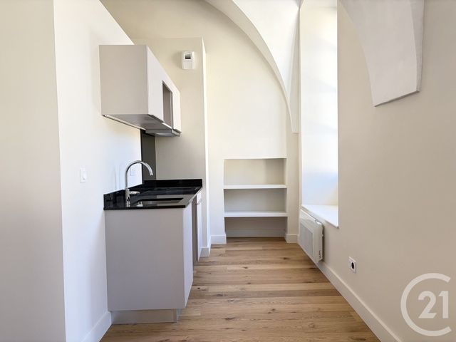 Appartement F1 à louer - 1 pièce - 32.52 m2 - DOLE - 39 - FRANCHE-COMTE - Century 21 Avenir Immobilier