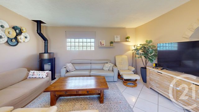 maison à louer - 5 pièces - 108.0 m2 - PETIT NOIR - 39 - FRANCHE-COMTE - Century 21 Avenir Immobilier