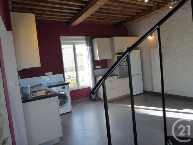 Appartement Duplex à louer - 3 pièces - 51.88 m2 - DOLE - 39 - FRANCHE-COMTE - Century 21 Avenir Immobilier